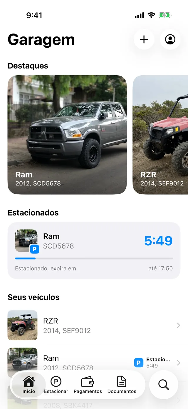 Os veículos na tela inicial do GarageApp