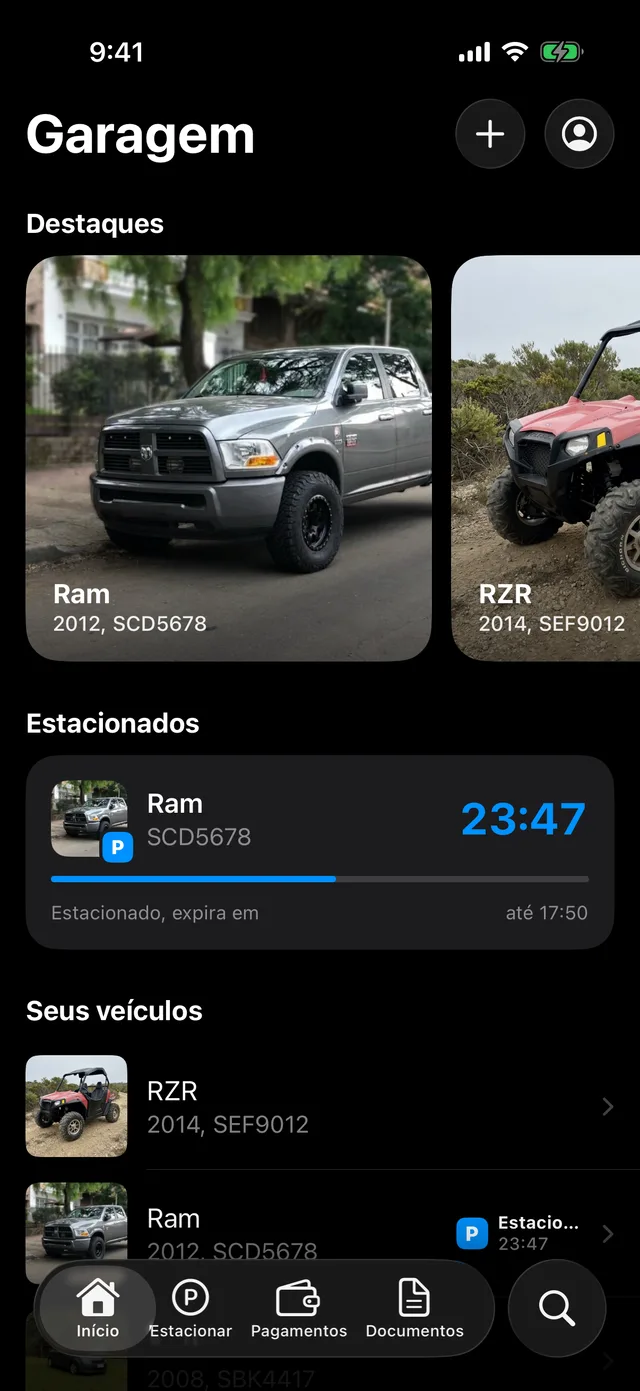 Os veículos na tela inicial do GarageApp